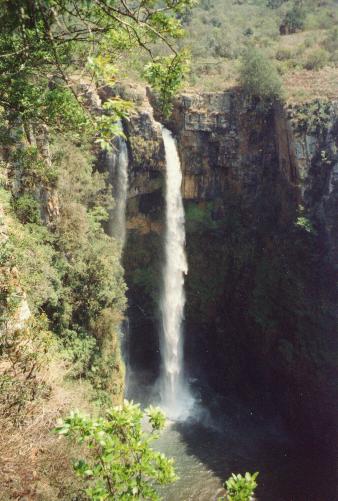 Mac Mac waterfalls