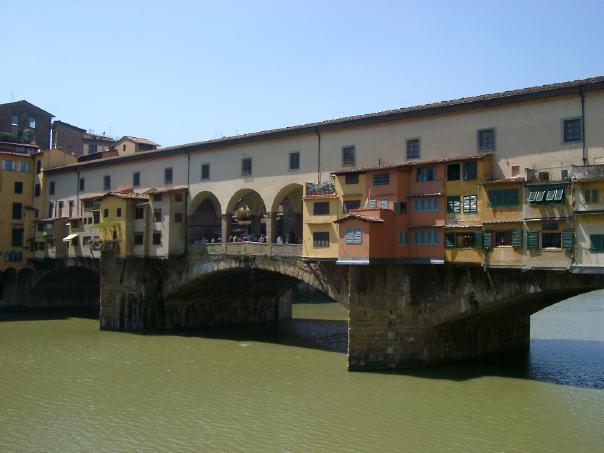 Ponte Vecchio ber den Arno in Florenz